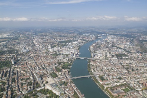 Luftbild von Basel und der Region