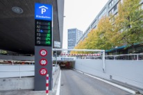 Anzeige der freien Parkplätze in den Parkhäusern
